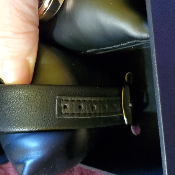 Steve Madden his and hers Watches NIB - Picture 8 of 9